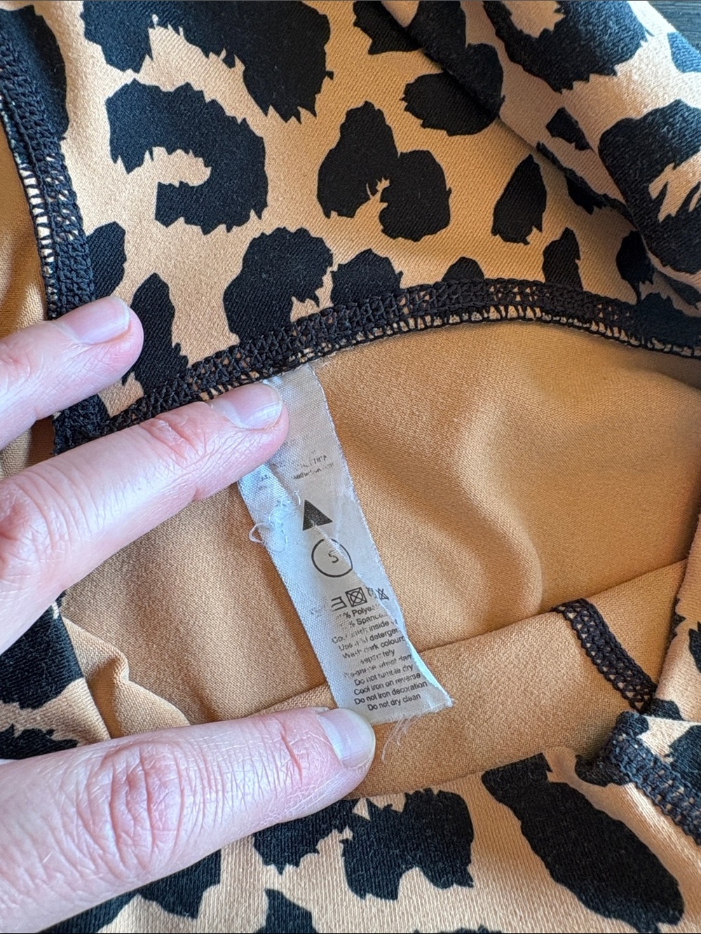 High-Rise Leopard Print Bike Shorts - Picture 2 of 4